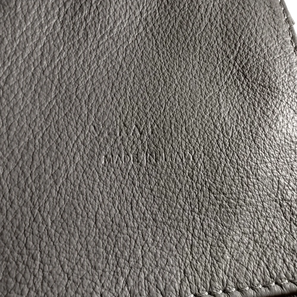 Elegant Vera Pelle Gray Crossbody Bag Italian Leather.